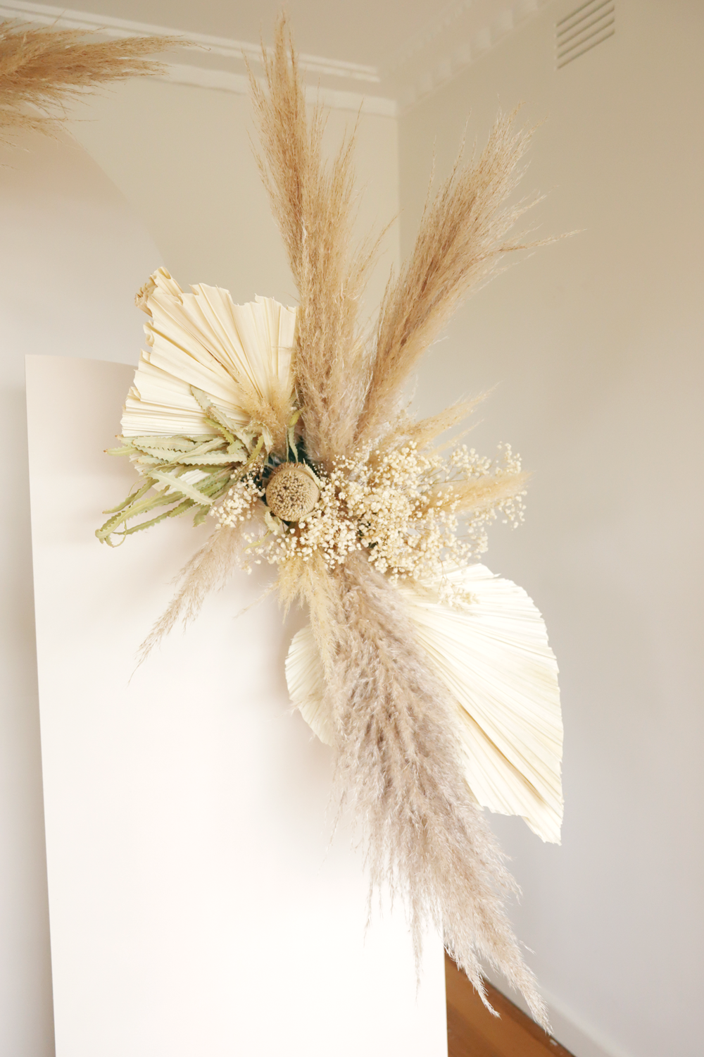 X-Large Dried & Preserved Flower Decor